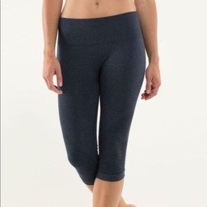 Size 4 lululemon leggings.